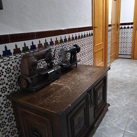 Hostal Restaurante El Labrador Talavera de la Reina Exterior photo